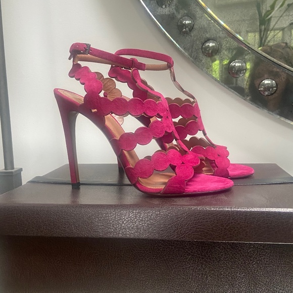 Alaia Paris Pink Strappy High Heel
